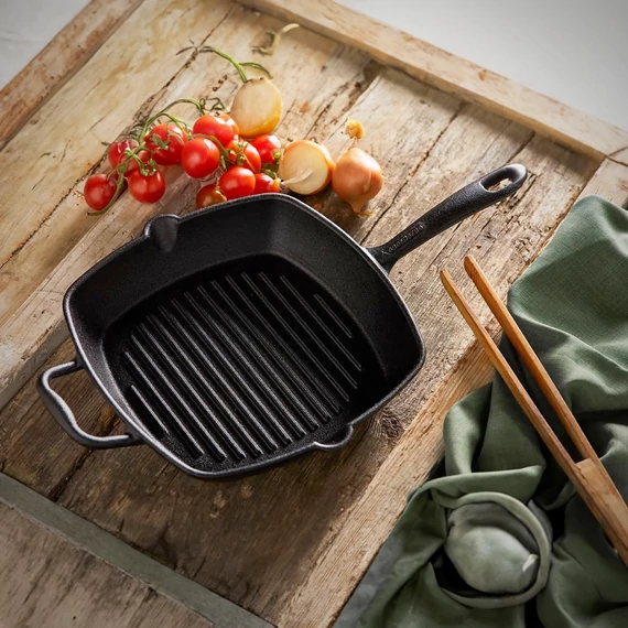 Nabro Pan öntöttvas serpenyő  28x28x5,5 cm 